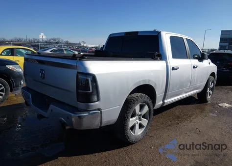 2010 Dodge Ram 1500 Slt/Sport/Trx из США, поврежденный, VIN 1D7RB1CP2AS104422